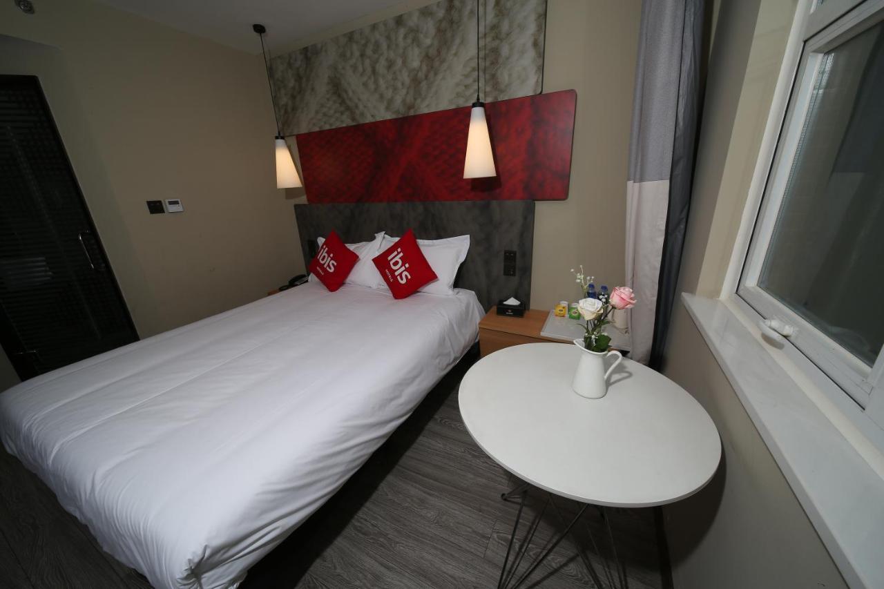 Ibis Chengdu Meizhou Center Bagian luar foto