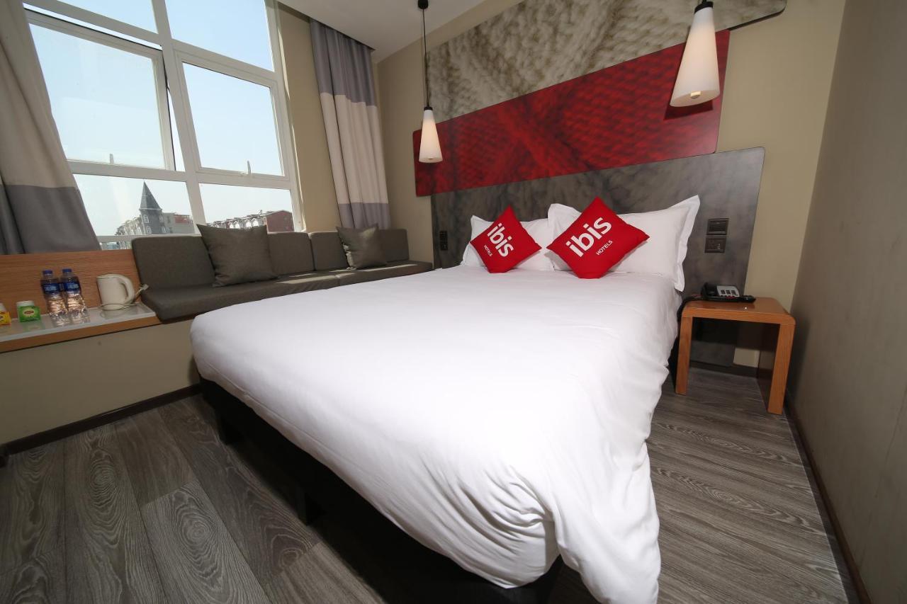 Ibis Chengdu Meizhou Center Bagian luar foto