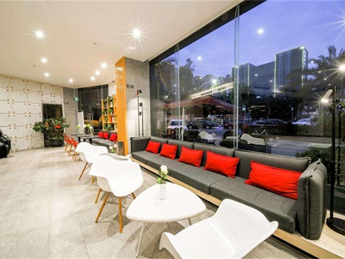 Ibis Chengdu Meizhou Center Bagian luar foto